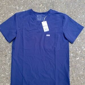 NWT Figs Men's Leon FreeX Navy Leon Top